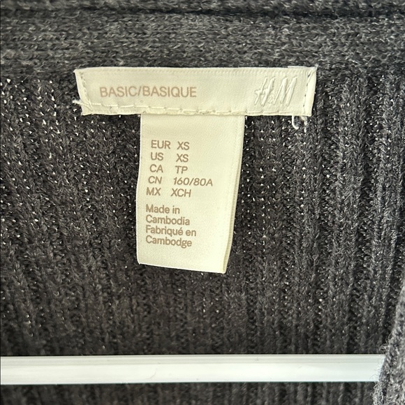 2pc bundle- Ribbed Women's Sweater & wrap around blouse - Picture 6 of 6